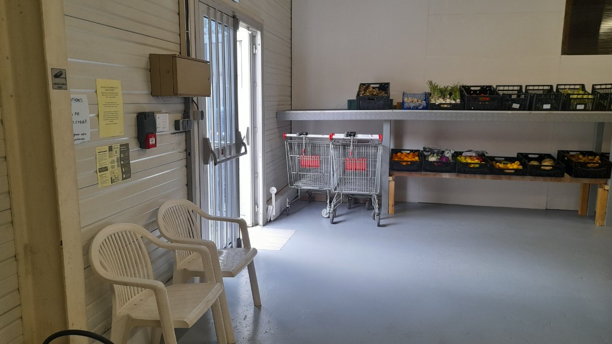 A l'entrée